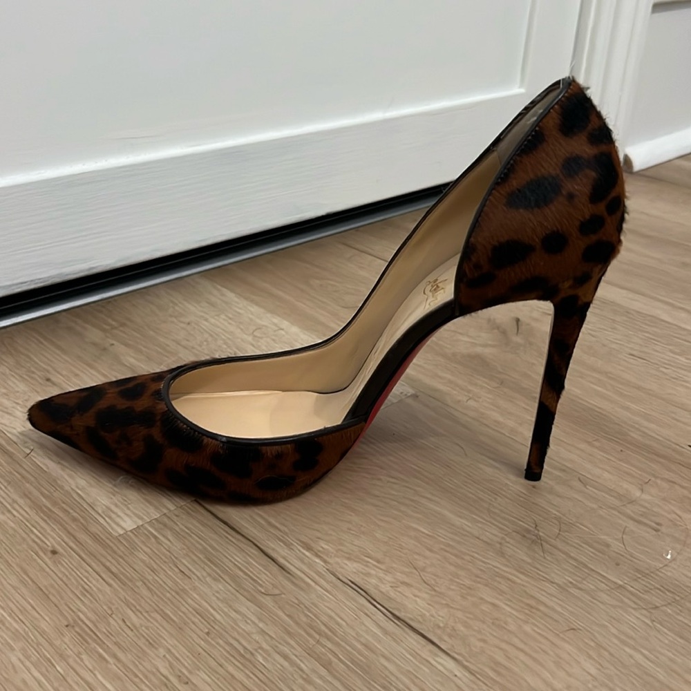 Christian Louboutin Kate 100 leopard-print pony hair pumps